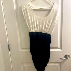 Simple clean black white connected dress